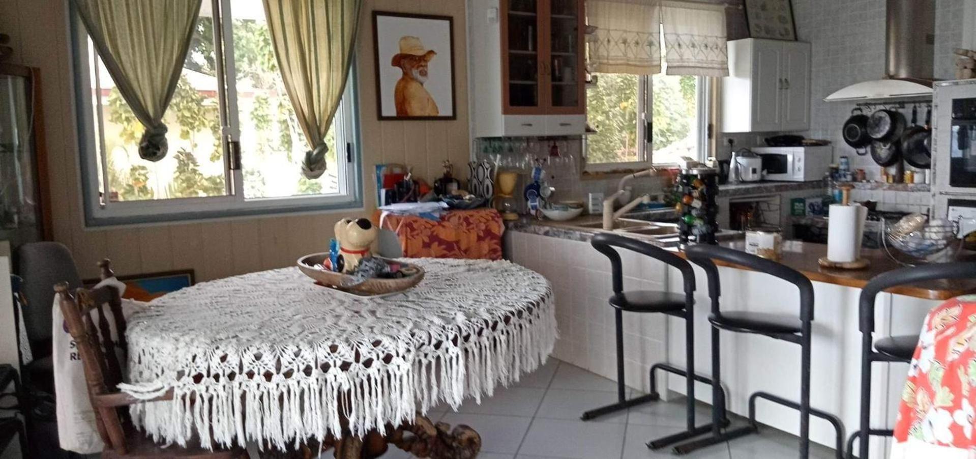 Meri Lodge Huahine « Room Of Marta » Fare ภายนอก รูปภาพ